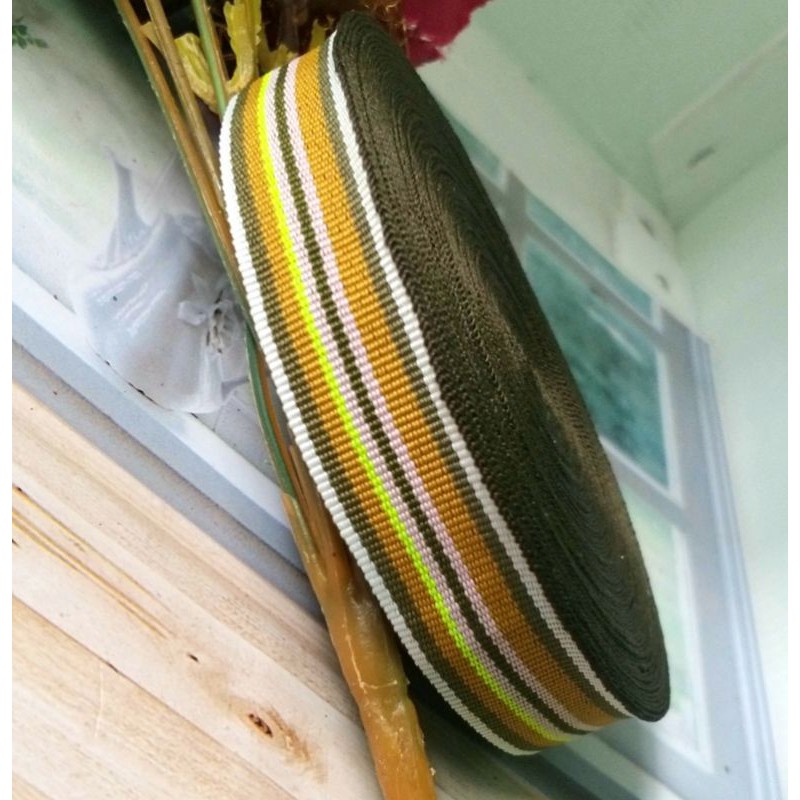 

per rol 15 meter,pita salur pelangi lebar 2cm