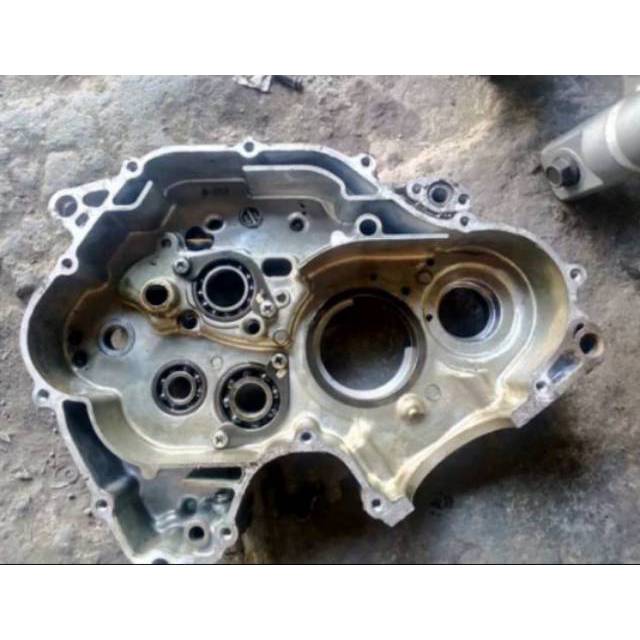 Crangcas Krangkas Kalter Mesin Kanan Satria FU 150 Original Copotan Motor