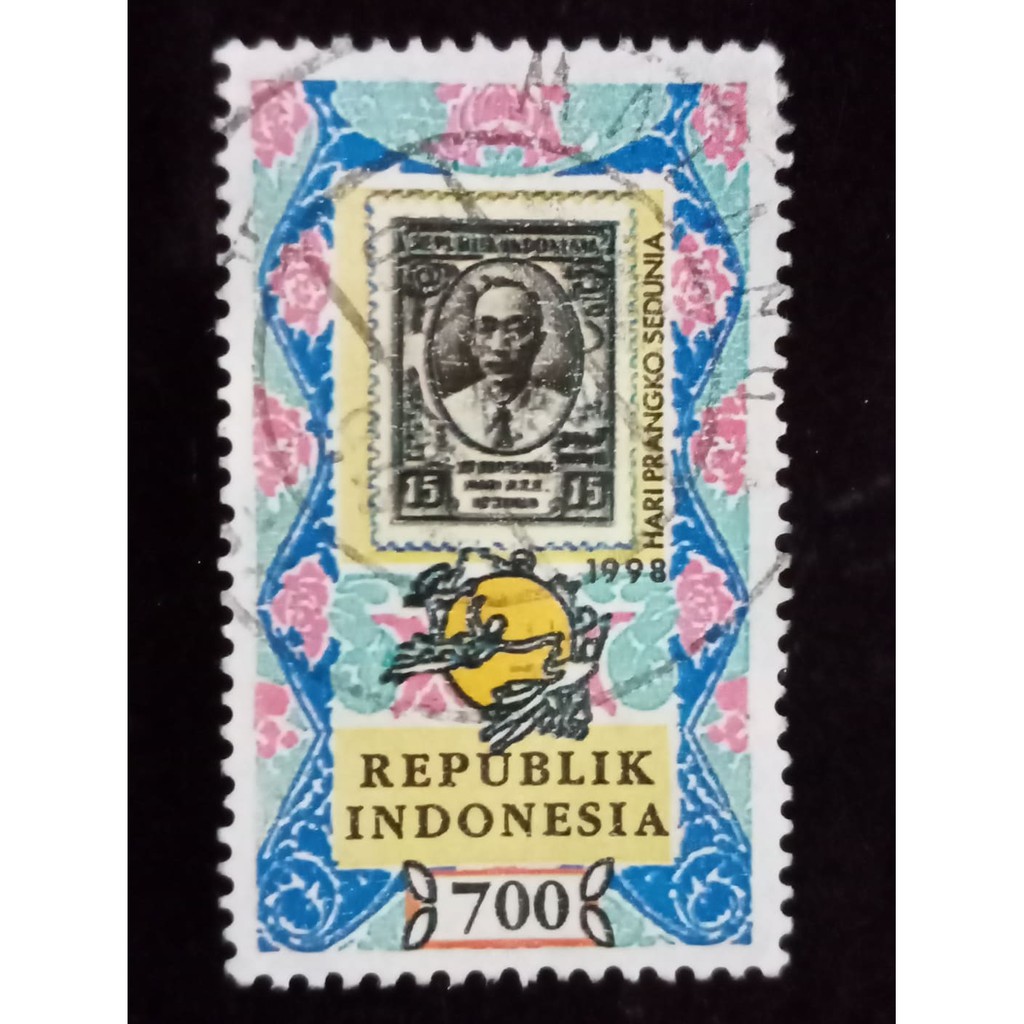 Perangko Republik Indonesia 700 Tahun 1998 SoS (Stamp on Stamp)