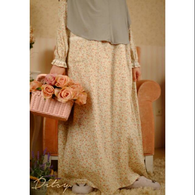 DITSY Lilac Cream Nightgown size XL