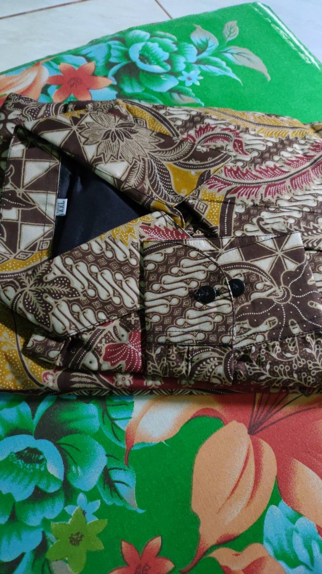 Batik Solo Modern Couple/sarimbit Peksi Kemeja Dan Topbatwing