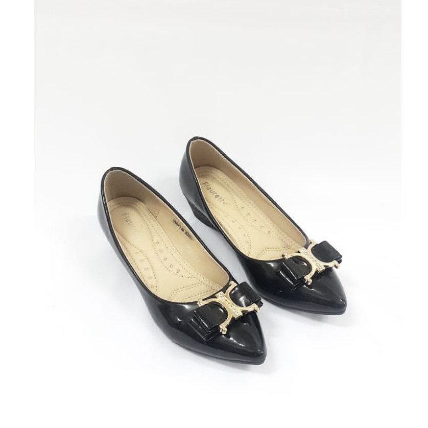 Fleurette Sepatu  Kerja Pantofel  Wanita  8729 Hitam 