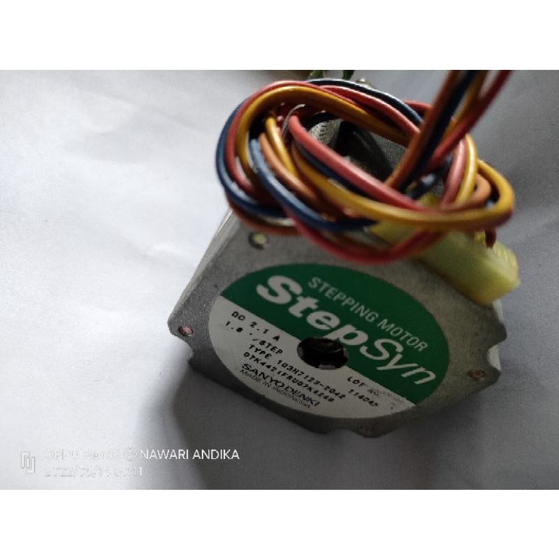 motor steper nema 23 4kabel 2.1A stepsyn sanyo denki