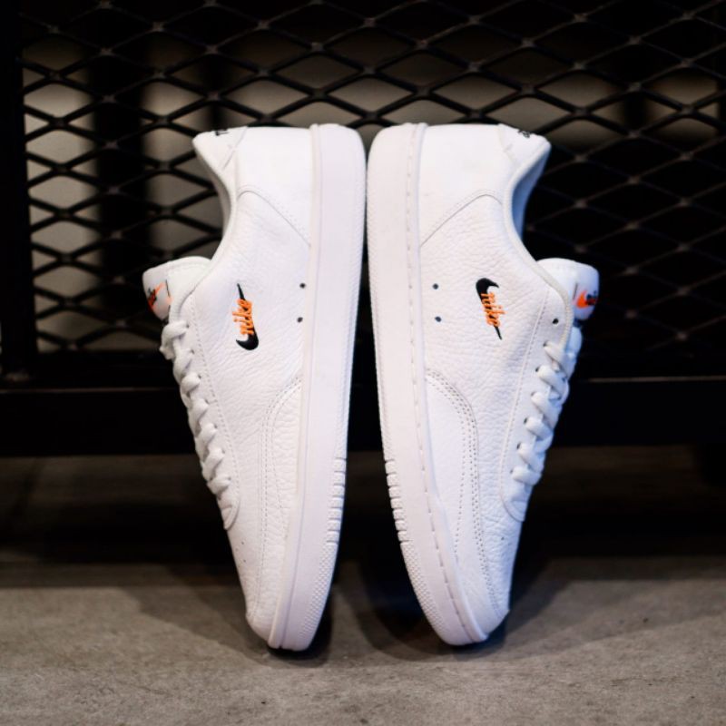 NIKE COURT VINTAGE WHITE