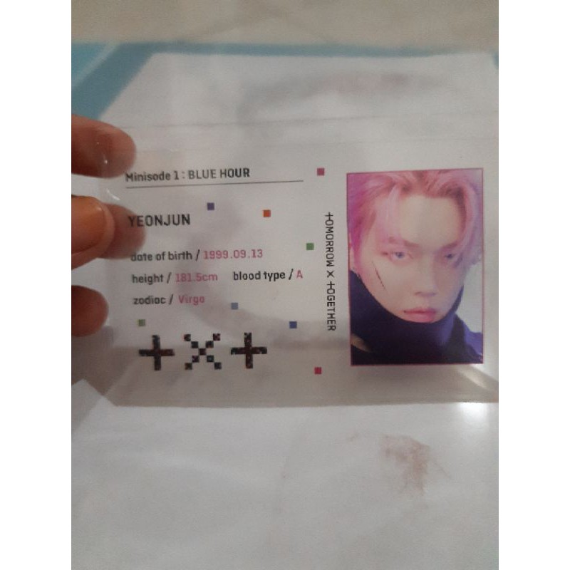 pc yeonjun blue hour vr version (booked)