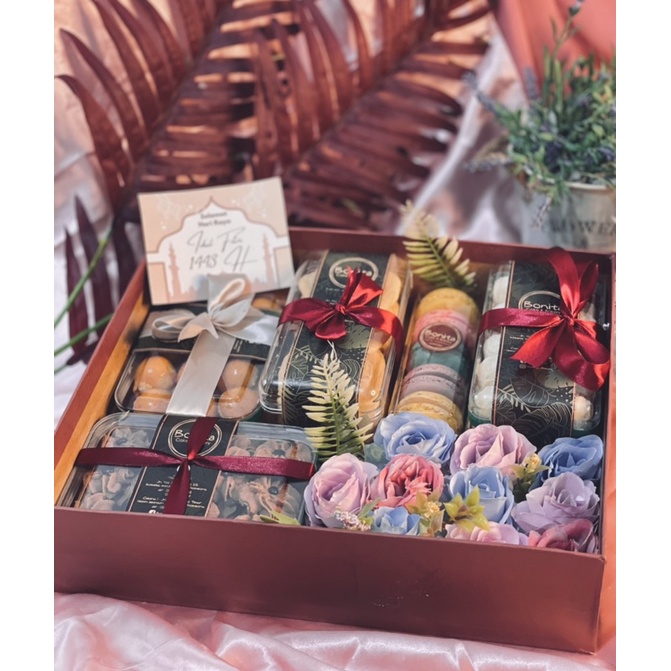 

Hampers Lebaran | Hampers Kue kering | Cookiest Gift Set | Hampers Ramadhan | Bingkisan Idul Fitri | Bingkisan Lebaran | Parsel Lebaran