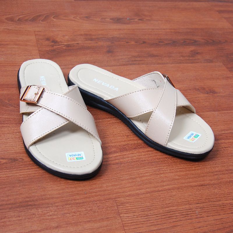 6.6 BIG  SALE !! Sandal nevada wanita/sandal nevada motif silang (NV 02)