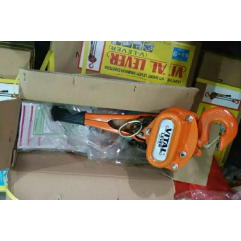 VITAL LEVER BLOCK 1.5 TON X .5 METER / CHAIN BLOCK