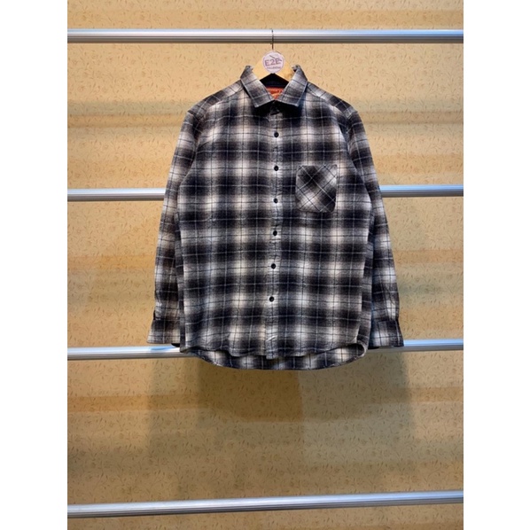 Borongan Flannel