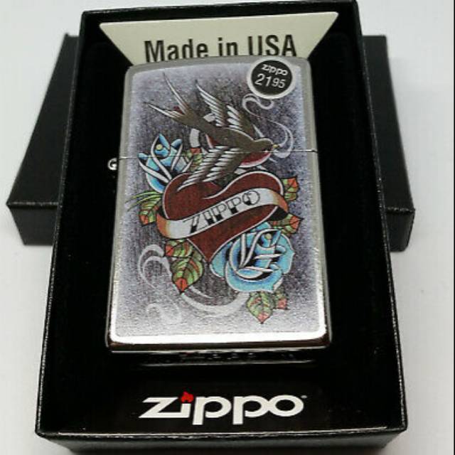 Zippo Original 29874 Tattoo Art Heart Street Chrome
