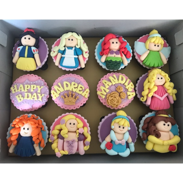 

Cupcakes anak Princess / kue ulang tahun