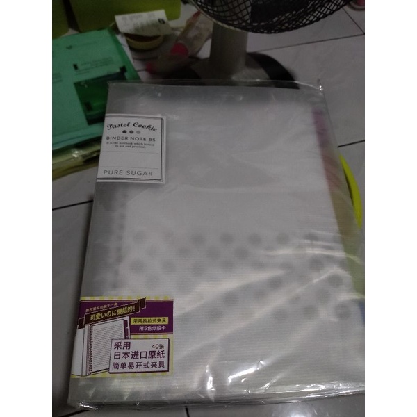 Binder Kokuyo B5 White Ring Plastik FREE Loose Leaf 40 Lrmbar + 5 Page Dividers