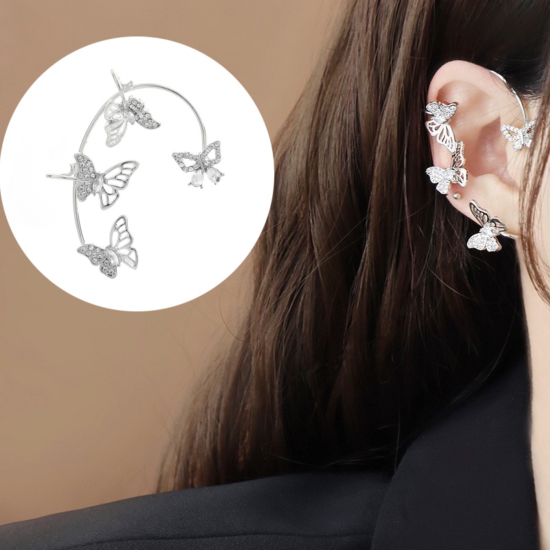 1pc Anting Klip Telinga Bentuk Kupu-Kupu Lapis Emas / Silver Hias Berlian Imitasi Untuk Wanita