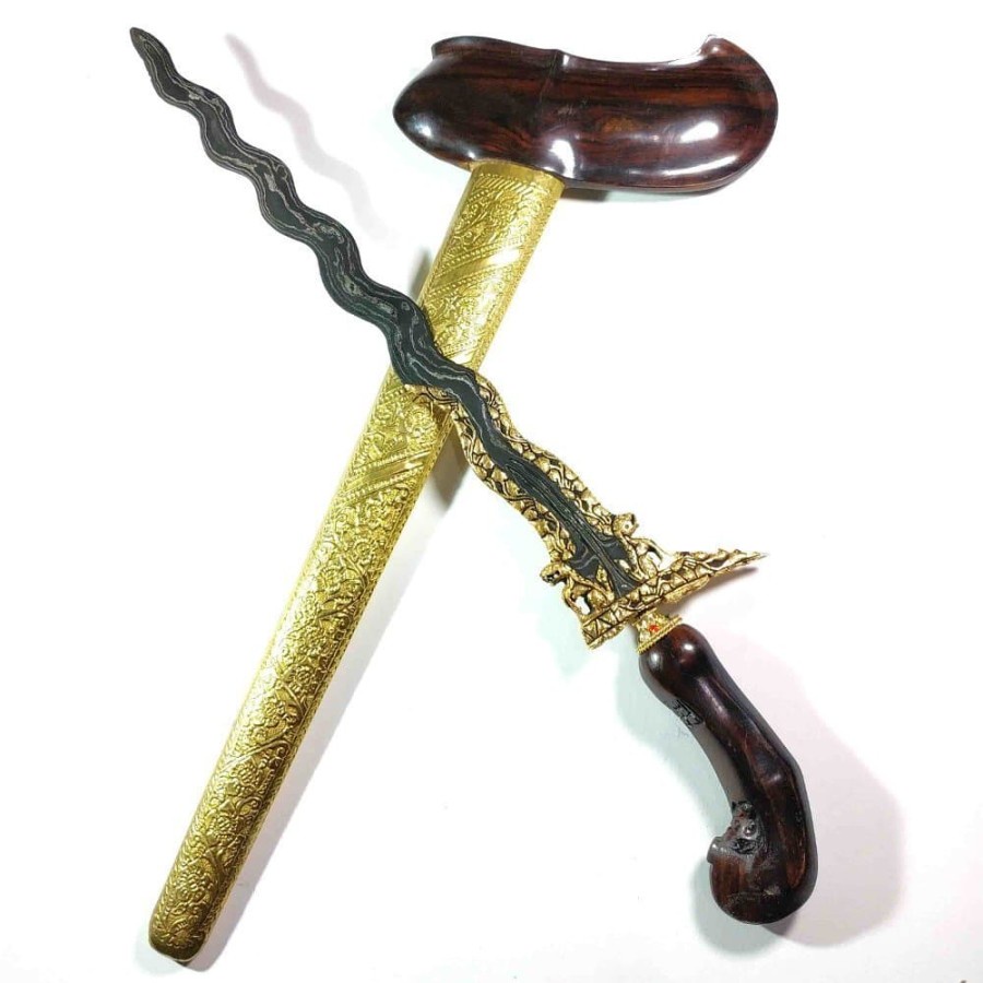 Keris Singa Singo Barong Sepasang Kembar Kinatah Kuningan Sepuh Emas