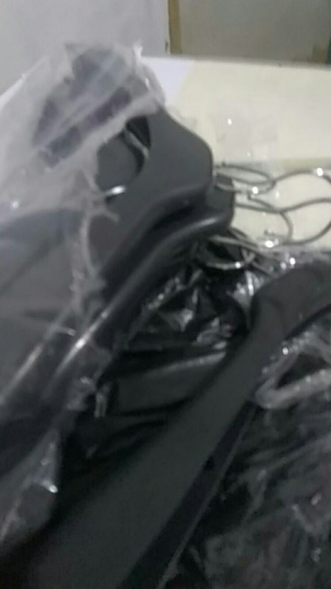 Hanger Dewasa 181 Hitam