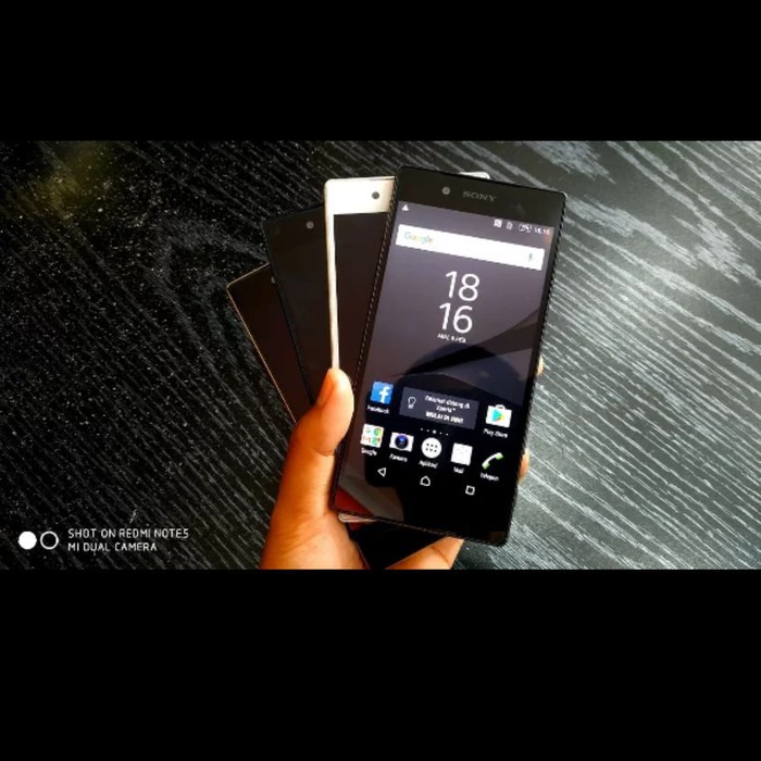 [33] Sony Xperia z5 Big Handphone / Phone / HP