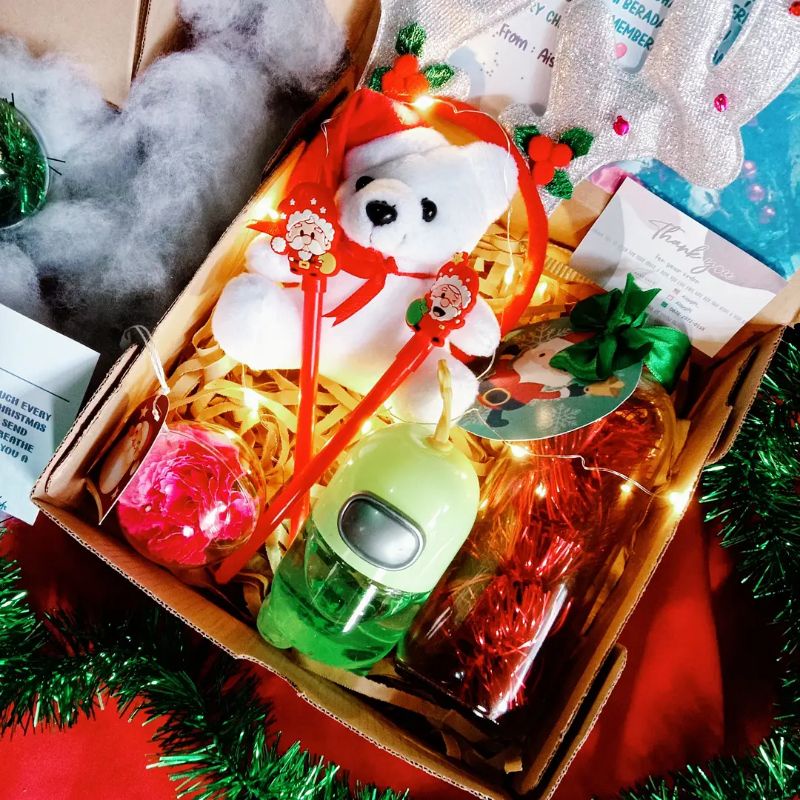 

[READY] HAMPERS NATAL SANTA CLAUSE KADO NATAL UNIK 2021