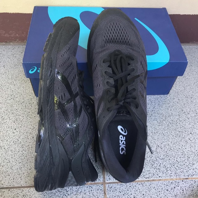 Sepatu Lari Hitam Preloved Running Black Shoes Asics GEL-KAYANO 24