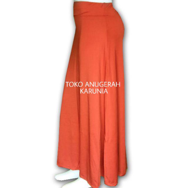 Rok Panjang Polos kaos rayon dan spandek-merah bata