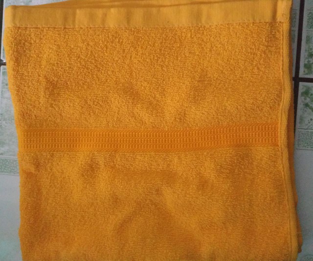 50x100 Cm Handuk Mandi Traveling Mutia / Amanda | Handuk Ukuran Sedang Perjalanan Jauh Praktis Sguna