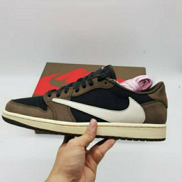 air jordan one low travis scott