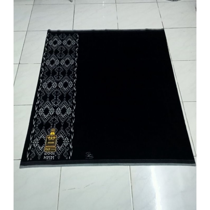 Sarung HMM 2001 warna hitam sarung HMM hitam polos