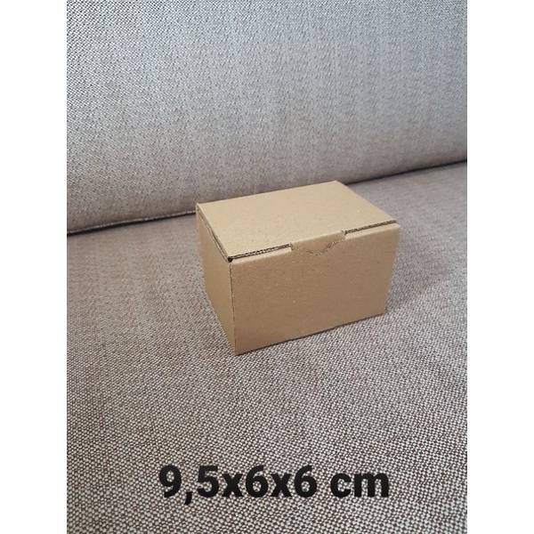 

Kardus Box uk. 9,5x6x6 cm Kotak Karton Die Cut