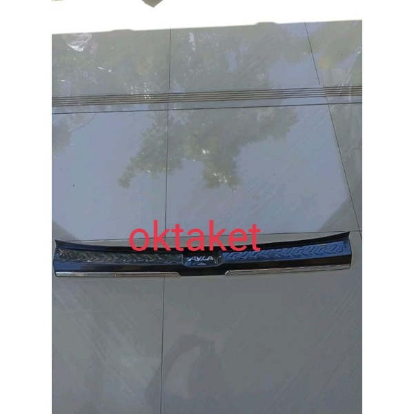 Sillplate belakang mobil Agya/Ayla model elegant jsl