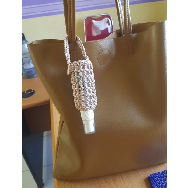 Sarung hand sanitizer/hand sanitizer holder rajut