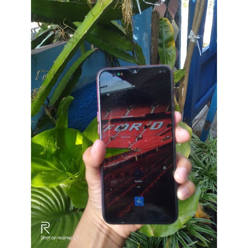 REALME 3 RAM 4 GB ROM 64 GB