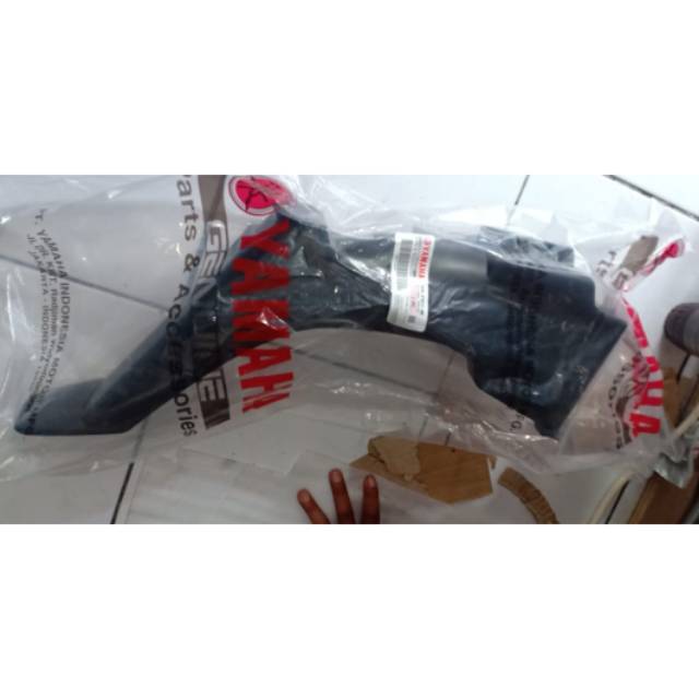 Spakbor Belakang Yamaha F1 zr Original ygp