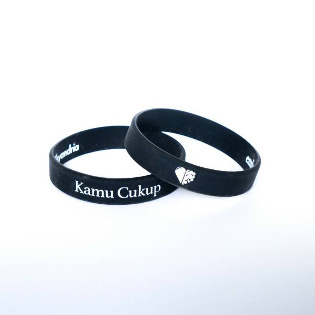 KAMU CUKUP - Black | Gelang Karet Silicone | Gelang Fashion | Wristband | Bracelet