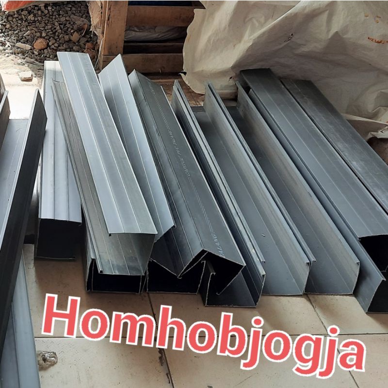 Talang kotak PVC Talang Air 4"