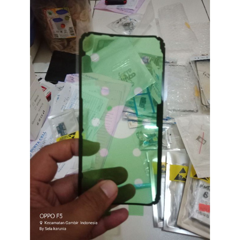 

Adesive lem Samsung A7 2017 - lem adhesive perekat backdoor for Samsung A7 2017 A720.