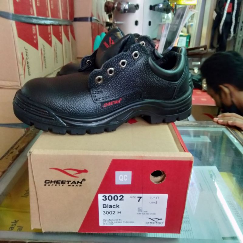 Sepatu Safety Cheetah 3002H Original