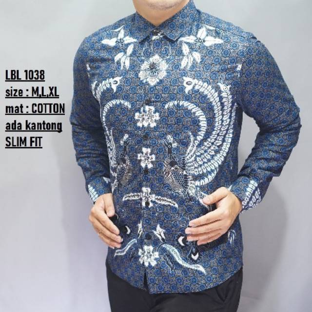 KEMEJA BATIK SLIMFIT PRIA MODERN WARNA BIRU MOTIF MERAK LENGAN PANJANG LBL 1038