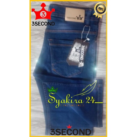 CELANA PENDEK JEANS PRIA THREE SECOND