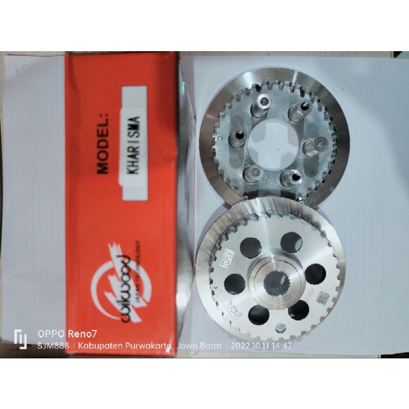 clutch center/ rumah kopling kaki 4 motor karisma