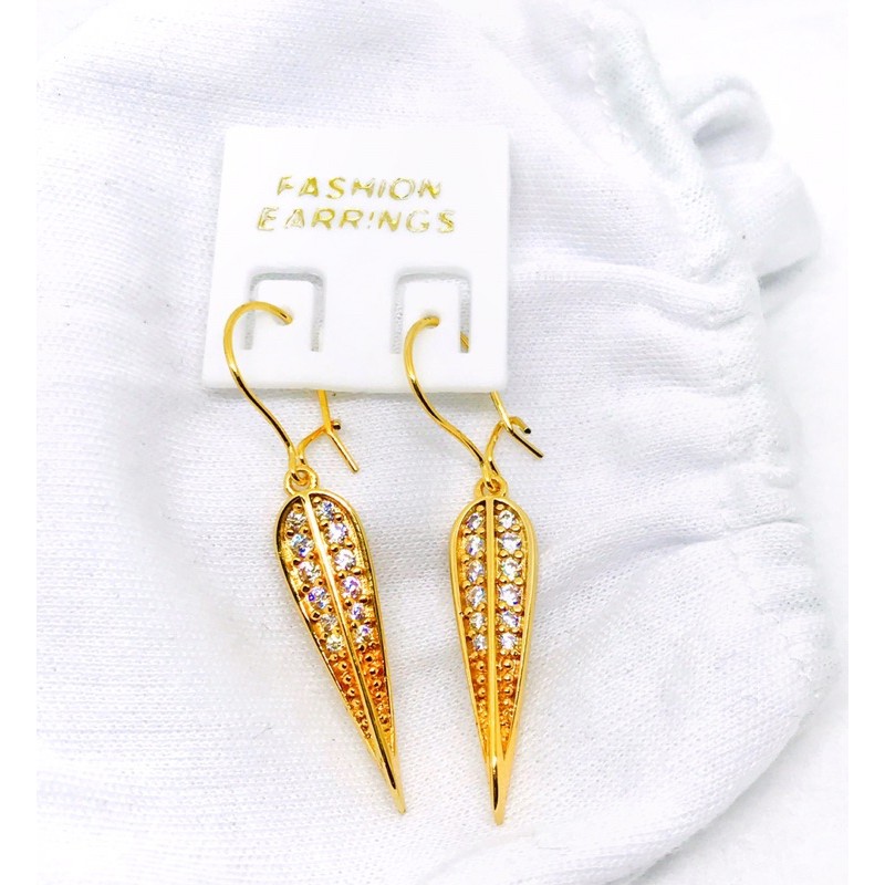 anting wanita //anting permata//anting gantung //perhiasan//anting