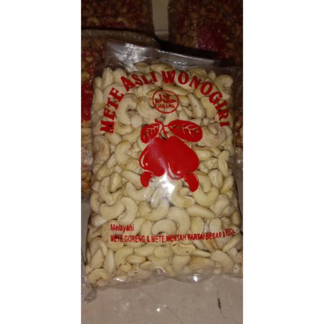 

Kacang mete mentah kualitas premium