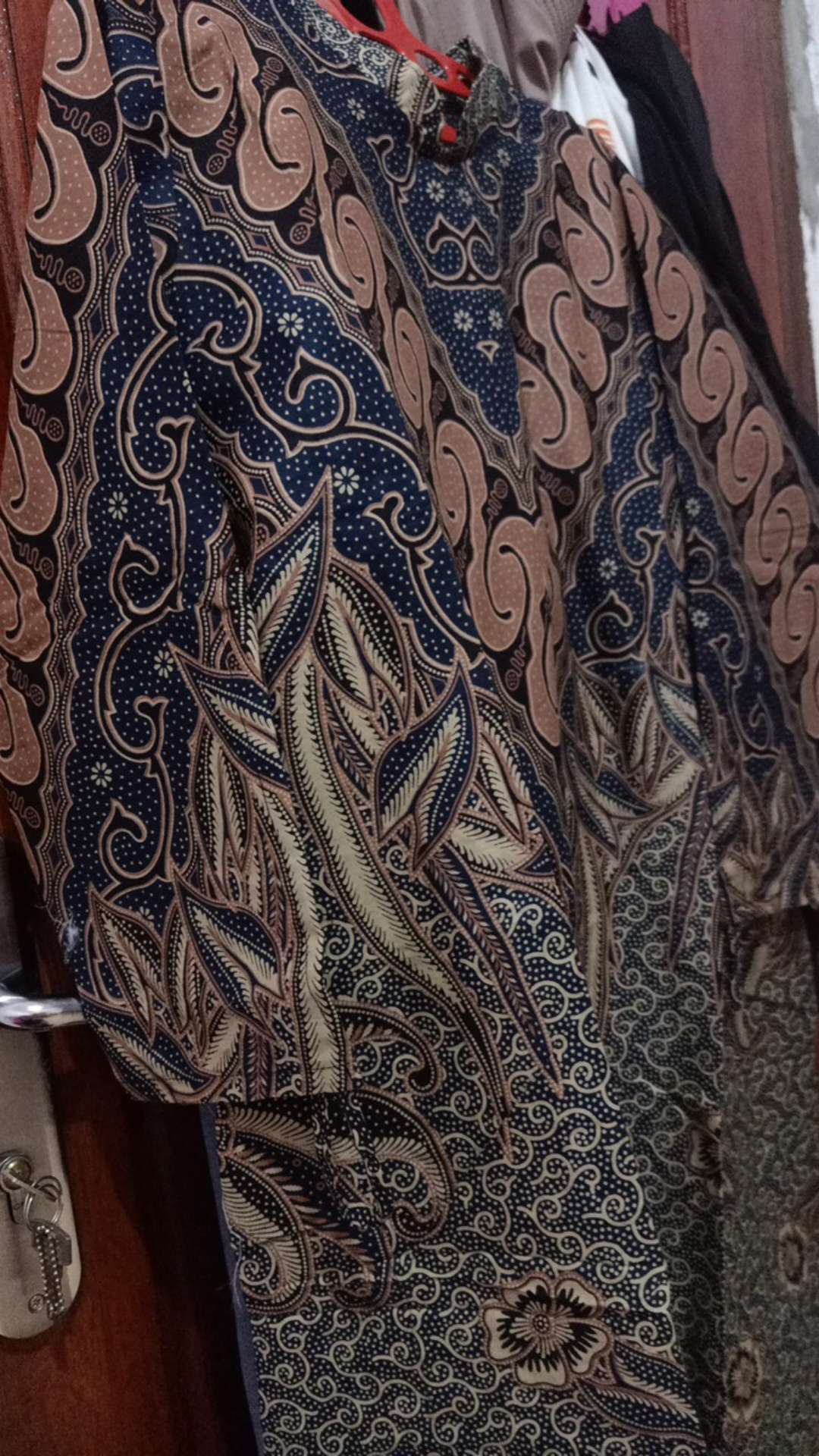 Tunik Serut Teratai Lawasan #tunik #tunikwanita #cod #bayardirumah #bajuatasan #batik #katun