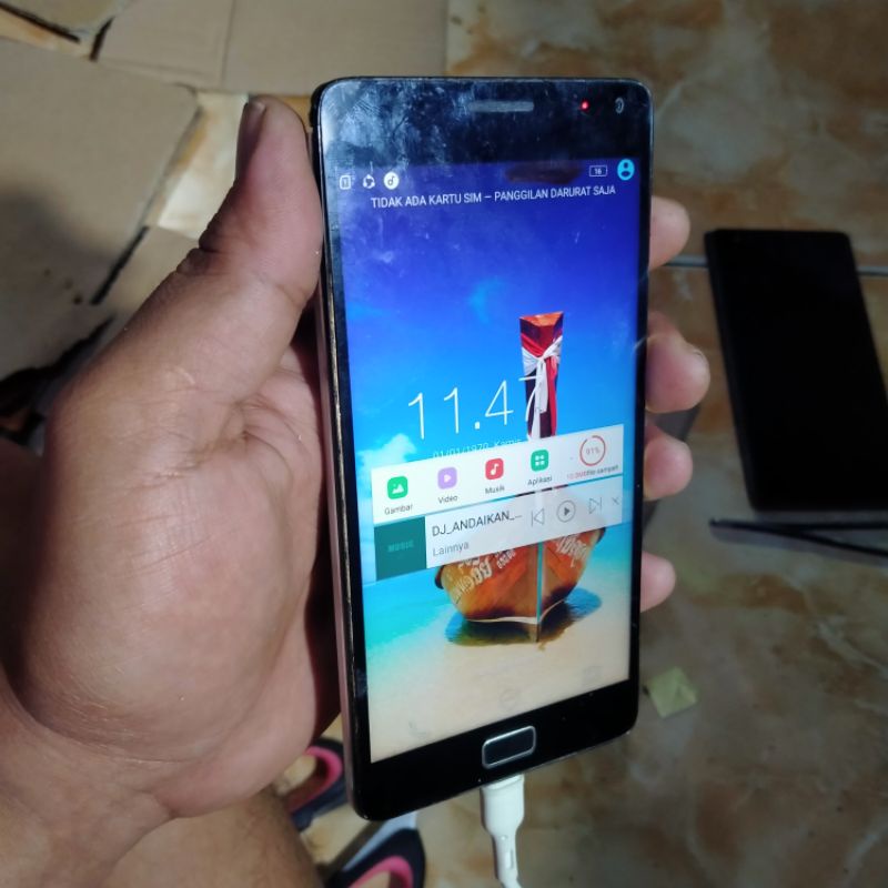 lcd ts tompel hp Lenovo vibe P1 turbo P1A42 ORI cabutan normal udh tested bonus kesing tinggal naik 