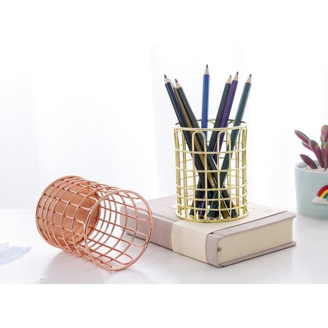 

Stationary Stand Tempat Pensil Besi Dekorasi Nordic Style 1219-284