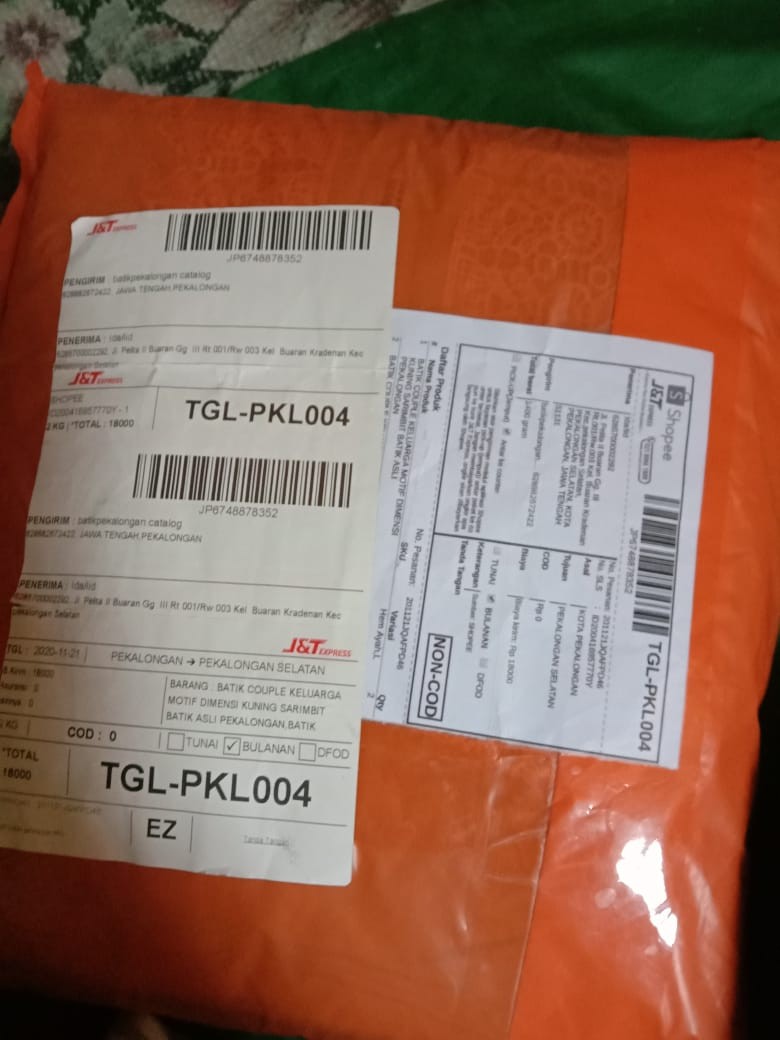 Batik Couple Keluarga Motif Dimensi Kuning Sarimbit Batik Asli Pekalongan