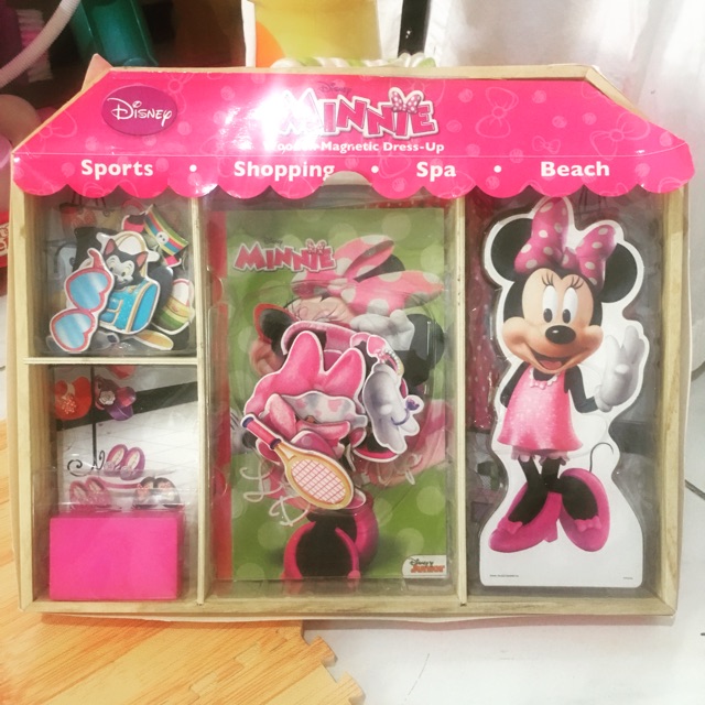 Minnie wooden dress up