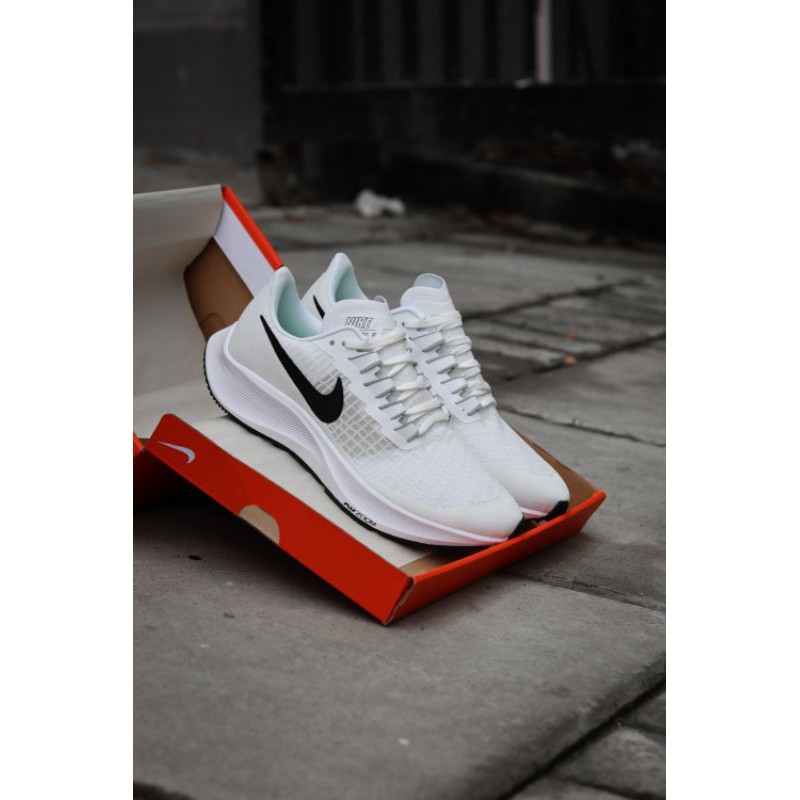 Nike Zoom Pegasus 37 Triple white