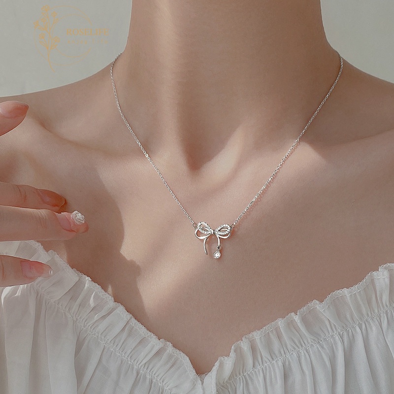 Roselife Kalung Choker Gaya Korea Liontin Pita Hias Kristal CZ Untuk Wanita