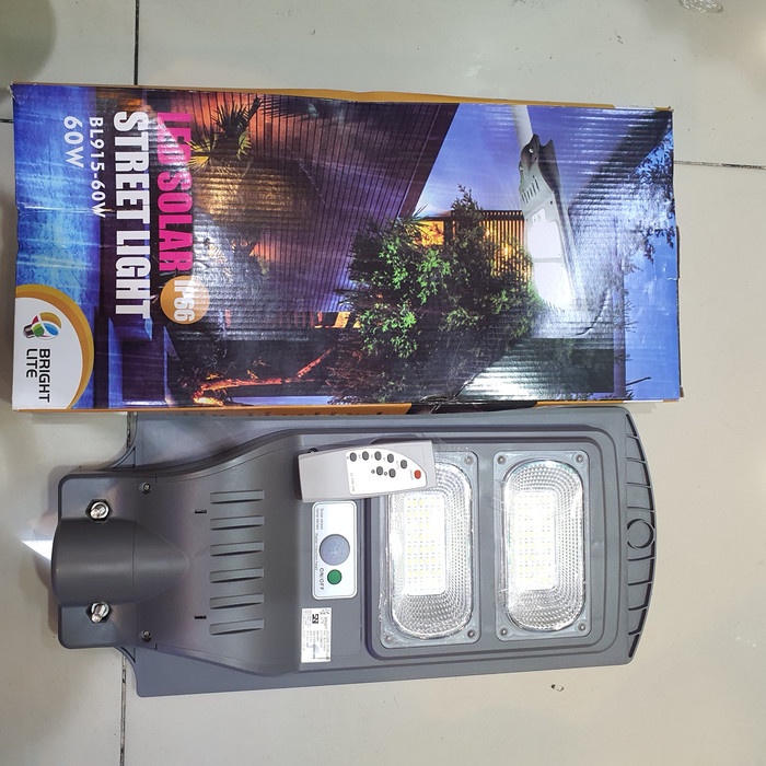 Lampu Jalan Solar Cell/Pju Solar Cell/Panel Surya 60 Watt All In One