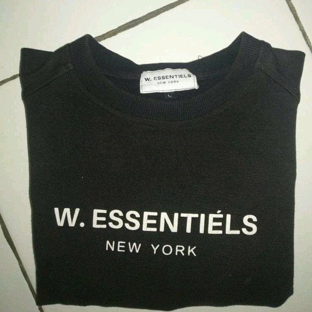 Crewneck w.essentiels second