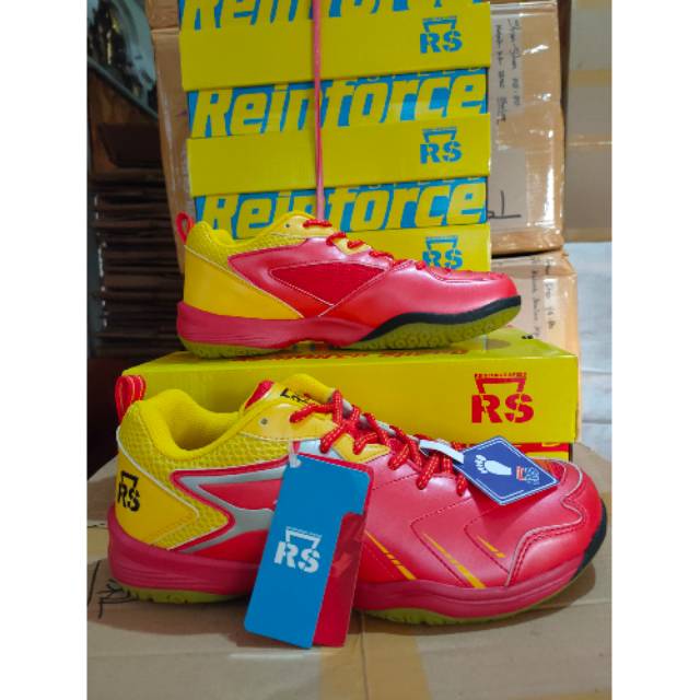sepatu badminton RS jf704